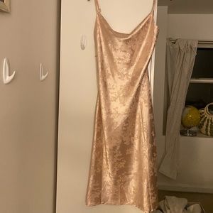 Silky champagne slip dress!